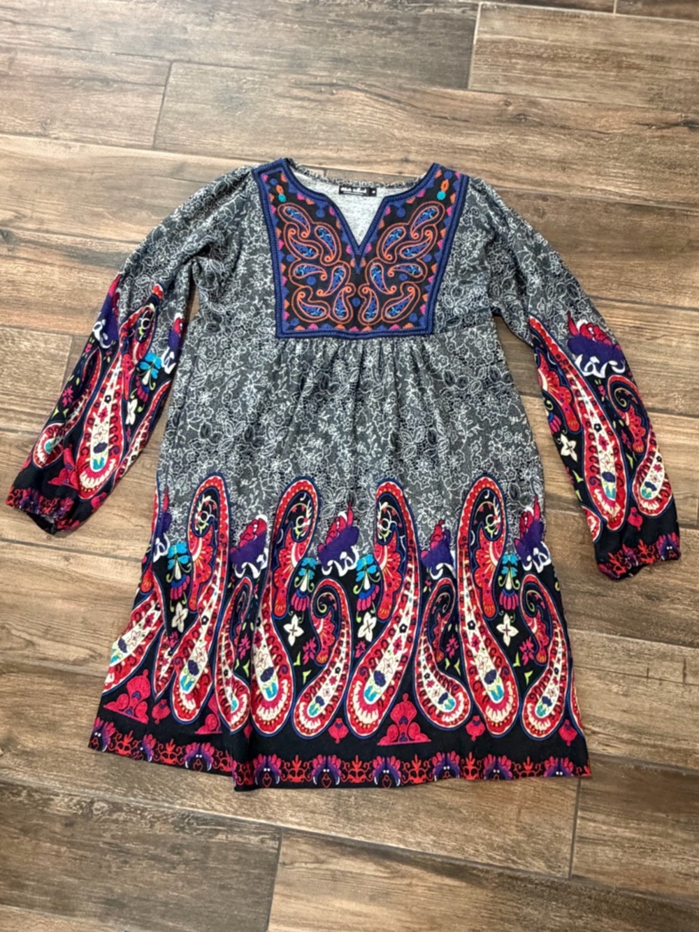 White Mark Paisley Boho Dress with Red & Blue Accents